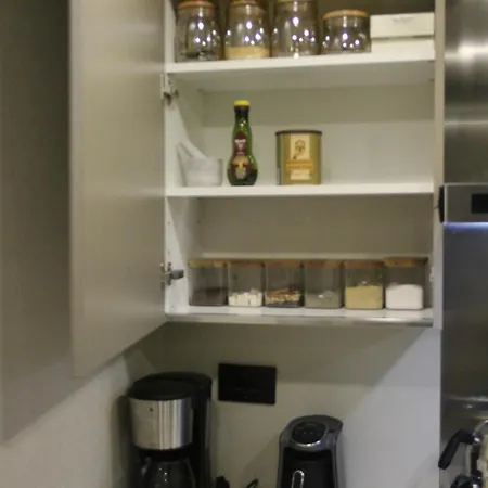 Lovely One One Bdroom-836 아파트