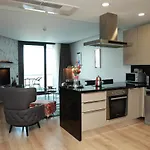 Lovely One One Bdroom-836 Διαμέρισμα *