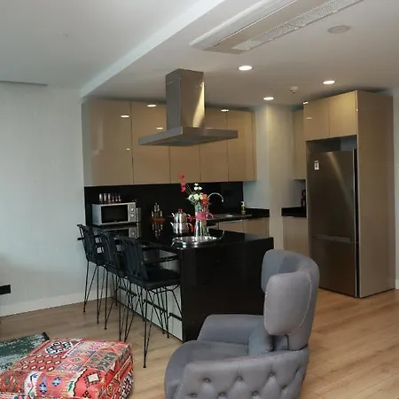 Lovely One One Bdroom-836