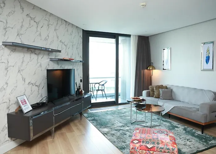 Lovely One One Bdroom-836 公寓 *