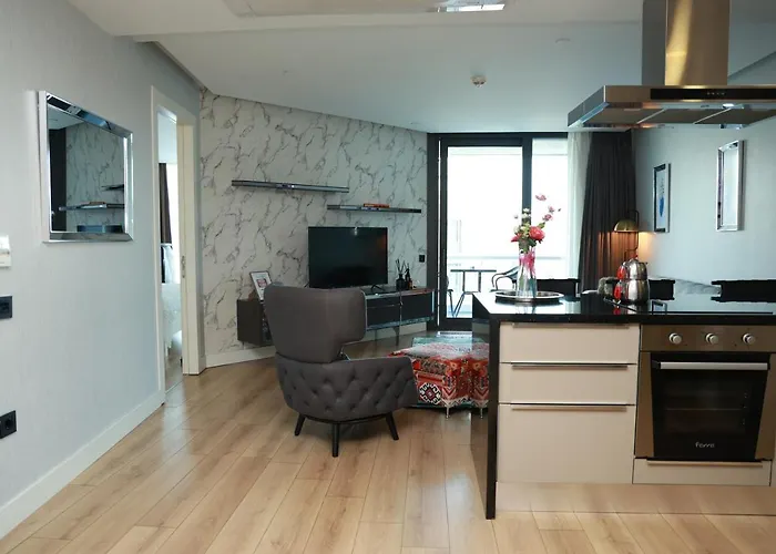 Lovely One One Bdroom-836 公寓 *